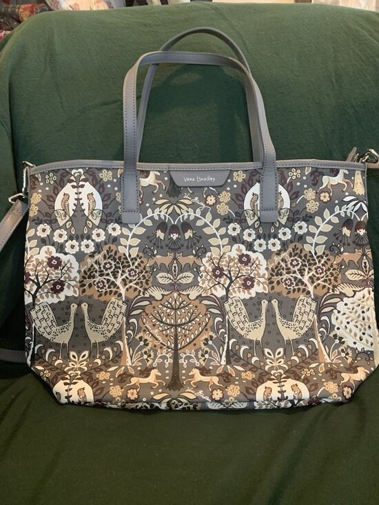 Vera Bradley Handbags - Vera Bradley ReActive Tote Bag Foxwood Pattern Animals Horses Peacocks Gray